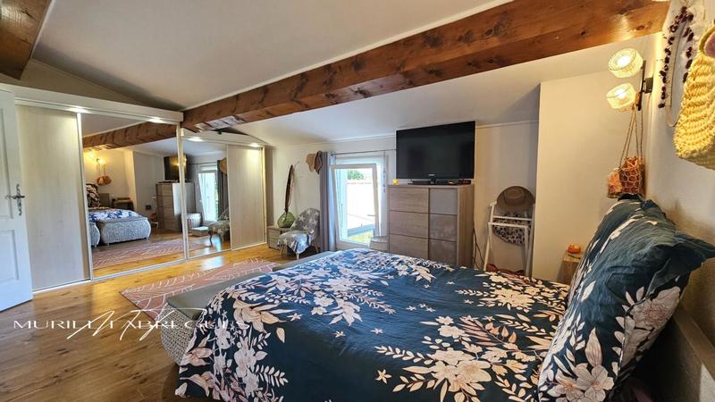 Maison - 181 m² - 6 pièces