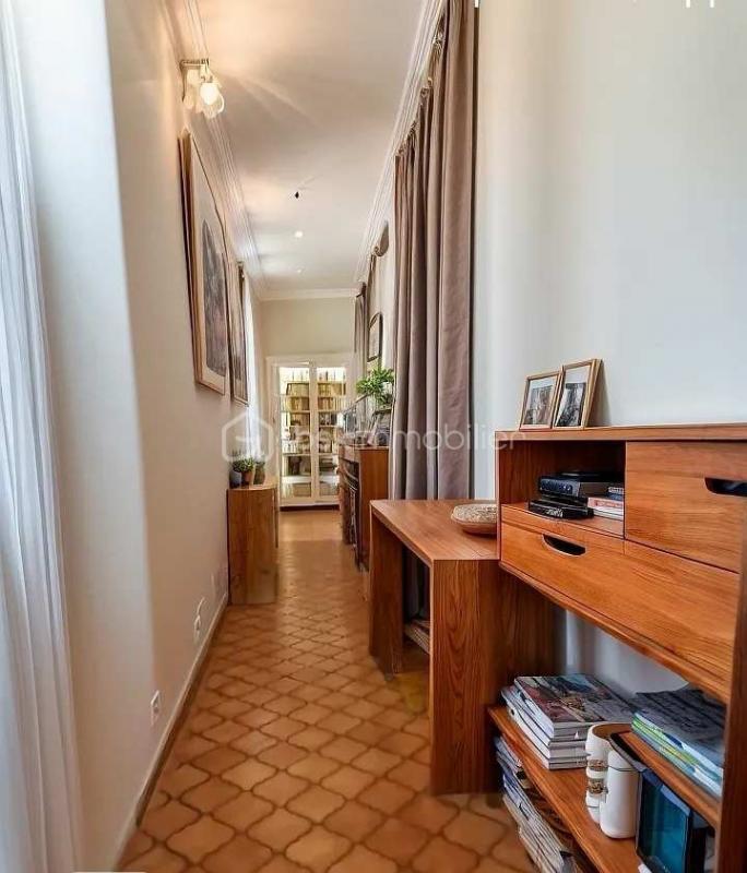 Appartement - 120 m² - 7 pièces