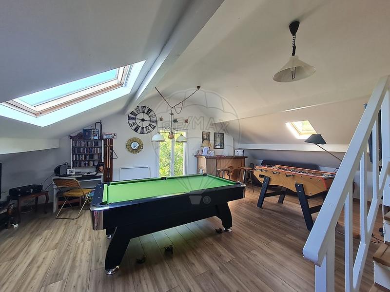 Maison - 186 m² - 6 pièces