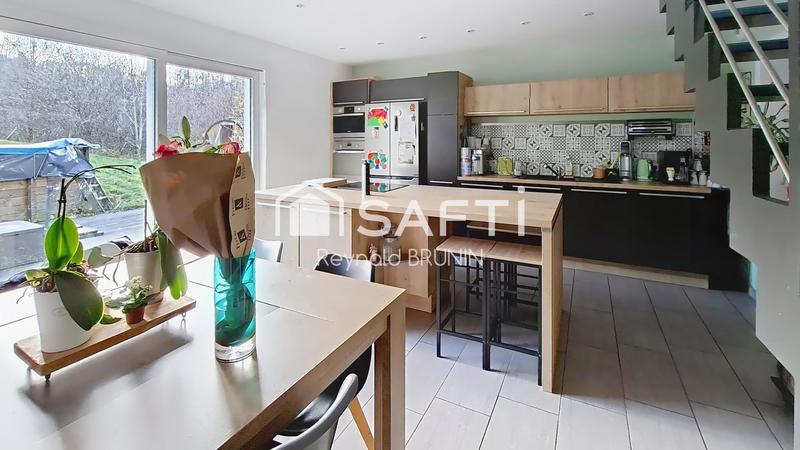 Maison - 128 m² - 4 pièces