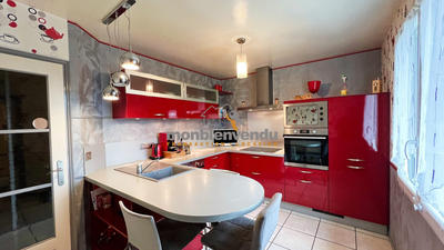 Maison - 143 m² - 7 pièces