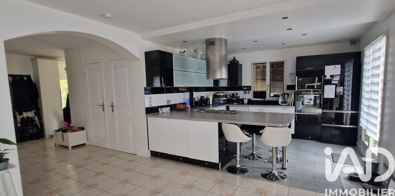 Maison - 145 m² - 5 pièces