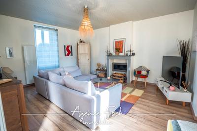 Maison ancienne - 240 m² - 7 pièces