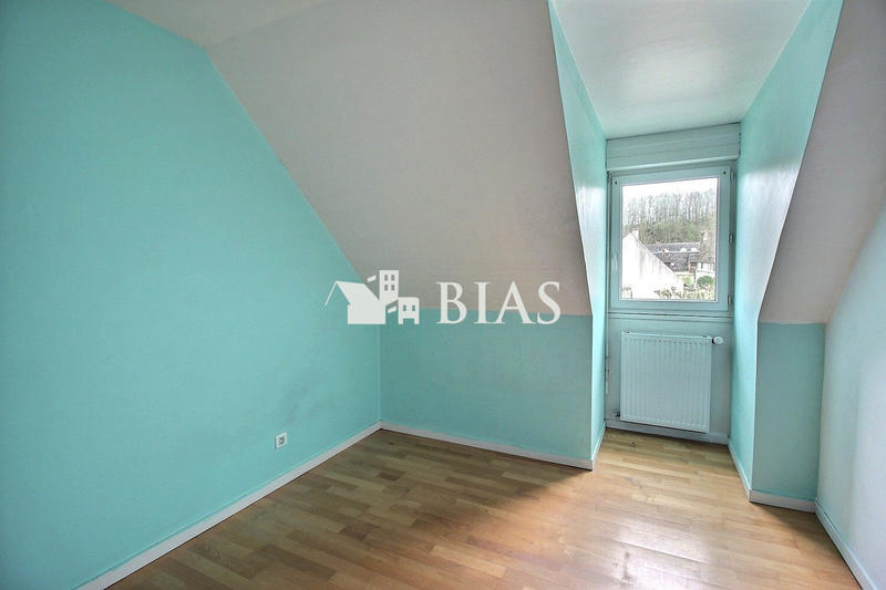 Maison traditionnelle - 119 m² - 6 pièces