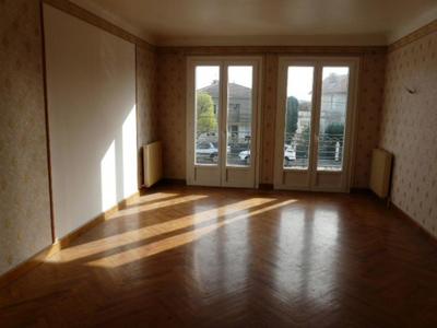 Maison de ville - 140 m² - 10 pièces