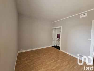 Appartement - 81 m² - 5 pièces