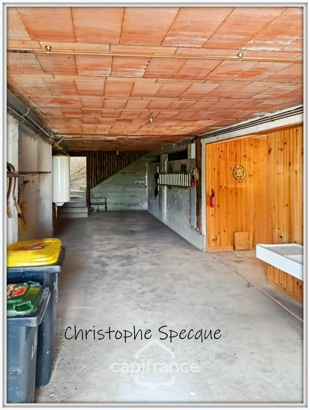 Maison - 139 m² - 8 pièces