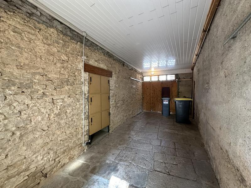 Maison ancienne - 151 m² - 8 pièces