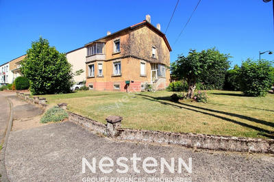 Maison - 176 m² - 9 pièces