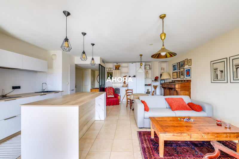 Appartement - 82 m² - 4 pièces