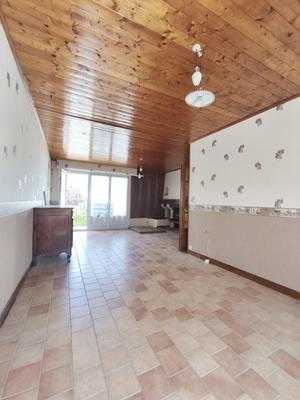 Maison - 99 m² - 5 pièces