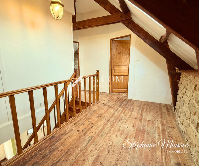 Maison en pierre - 92 m² - 4 pièces