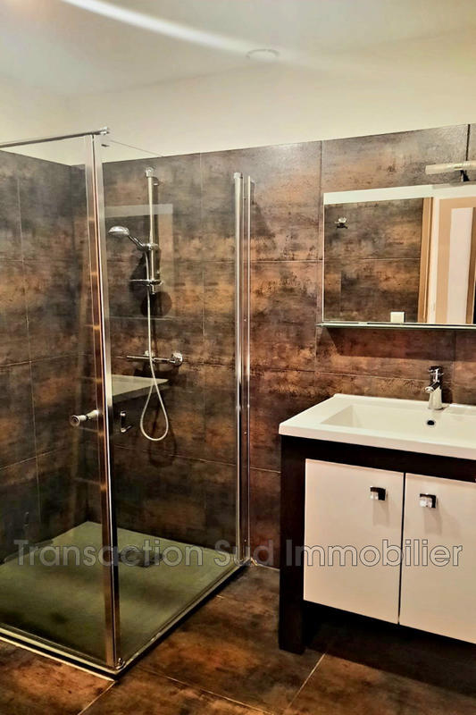 Local commercial - 235 m²