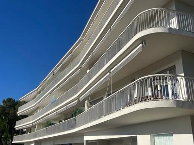 Appartement - 111 m² - 4 pièces