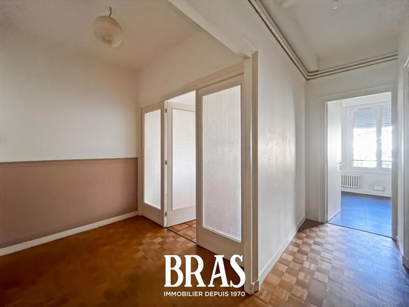 Appartement - 80 m² - 3 pièces