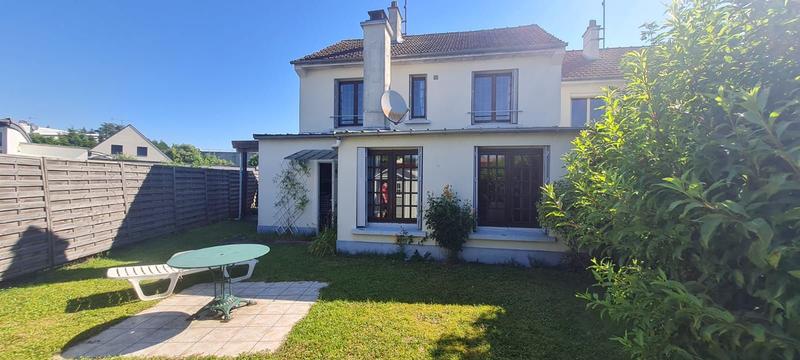 Maison - 102 m² - 5 pièces