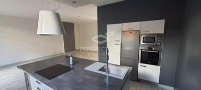 Appartement - 80 m² - 3 pièces