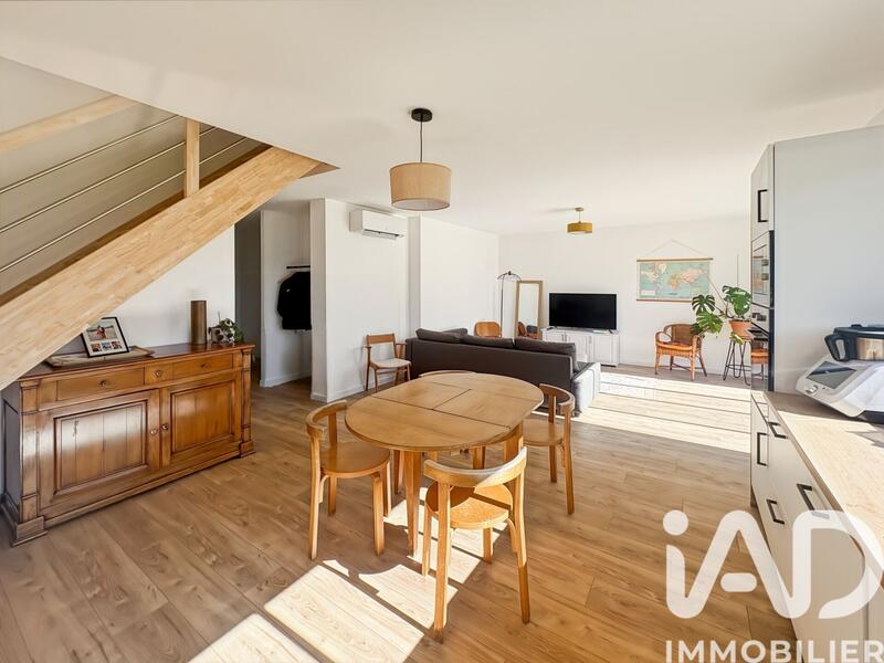 Maison - 86 m² - 5 pièces