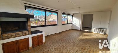 Maison - 140 m² - 5 pièces