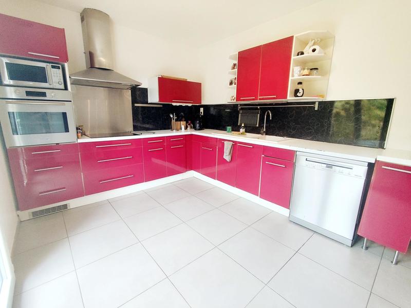 Maison - 122 m² - 5 pièces