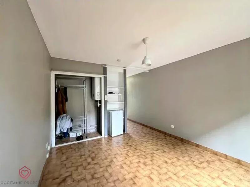 Studio - 25 m² - 1 pièce