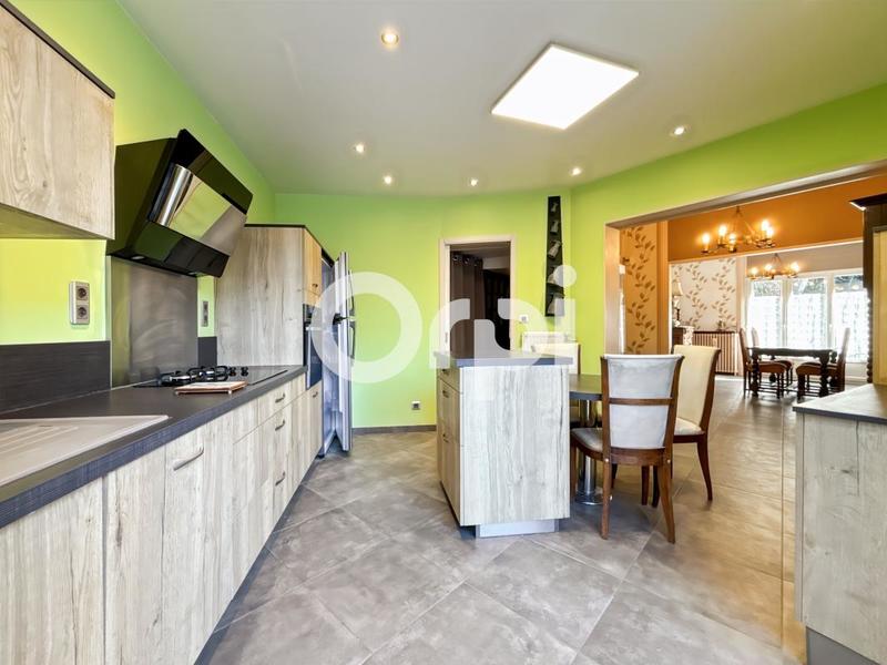 Maison de ville - 180 m² - 8 pièces