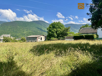 Terrain - 601 m²