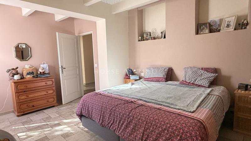 Maison - 197 m² - 6 pièces