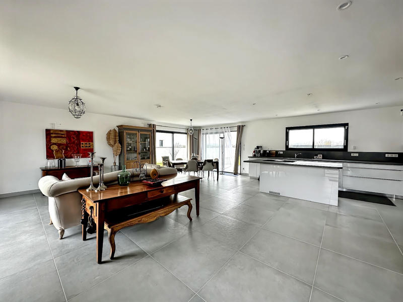 Maison - 160 m² - 6 pièces