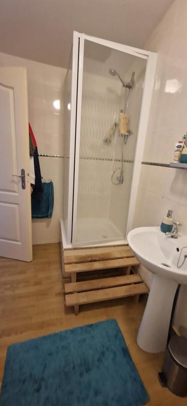 Maison - 326 m² - 13 pièces