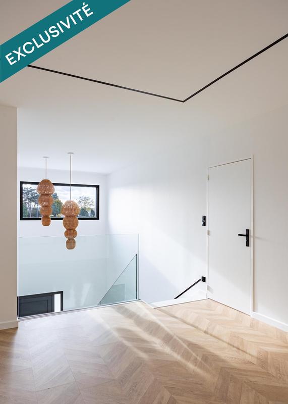 Maison - 205 m² - 6 pièces