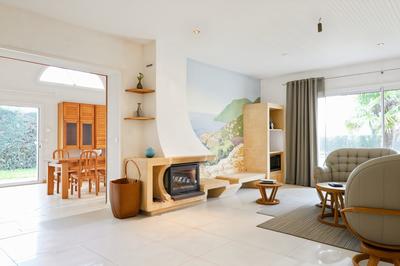 Maison - 195 m² - 8 pièces