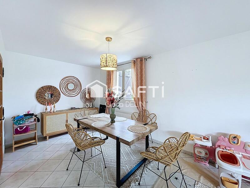 Maison - 120 m² - 6 pièces