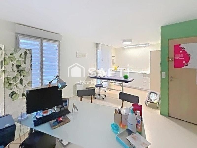 Bureau - 74 m² - 3 pièces