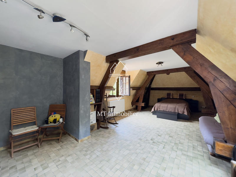 Villa - 223 m² - 6 pièces