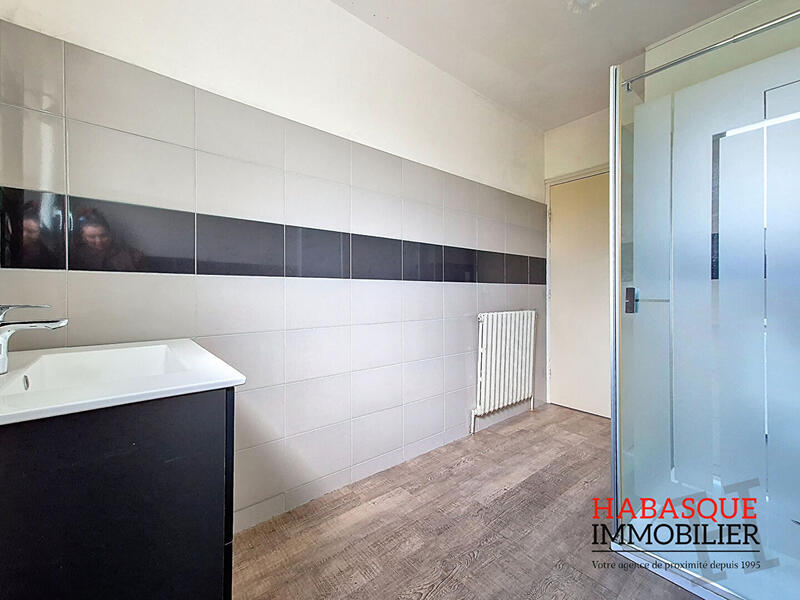 Maison - 115 m² - 7 pièces