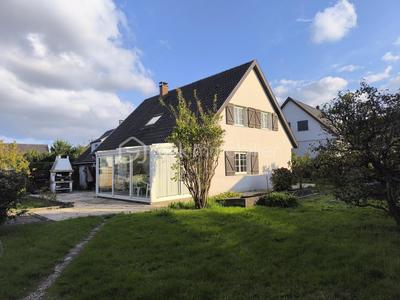 Maison traditionnelle - 110 m² - 5 pièces
