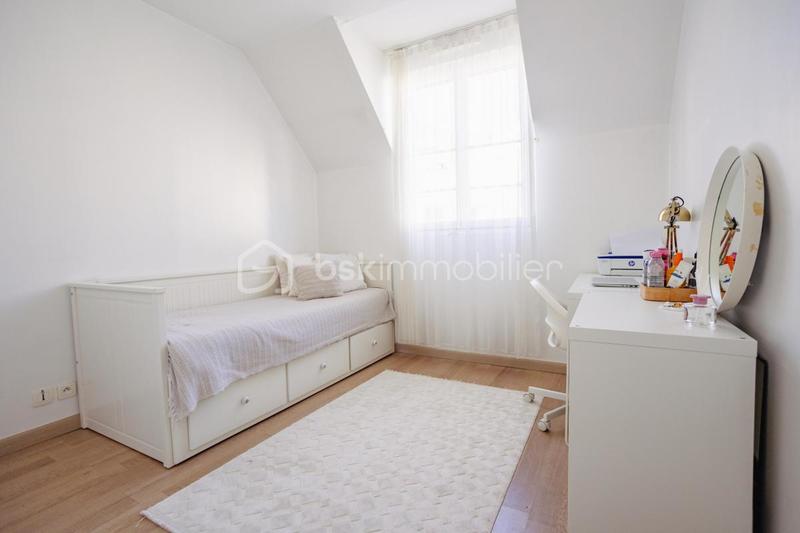 Maison - 86 m² - 4 pièces