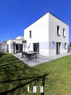 Maison - 128 m² - 5 pièces