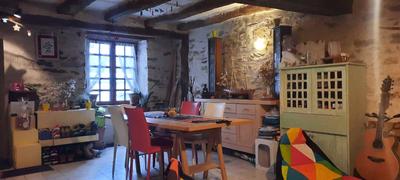 Maison - 87 m² - 4 pièces