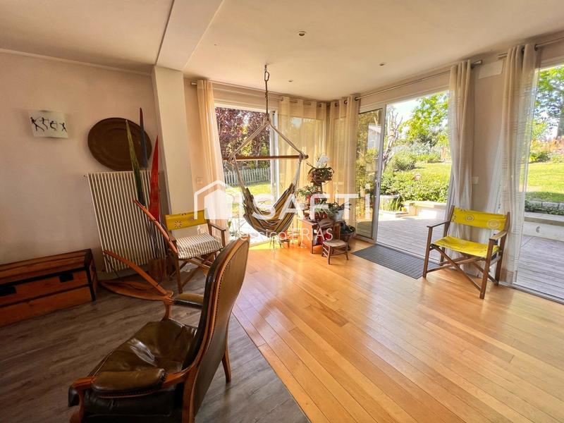 Maison - 148 m² - 6 pièces