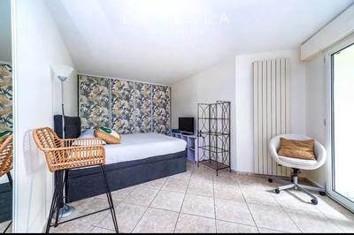 Appartement - 83 m² - 5 pièces