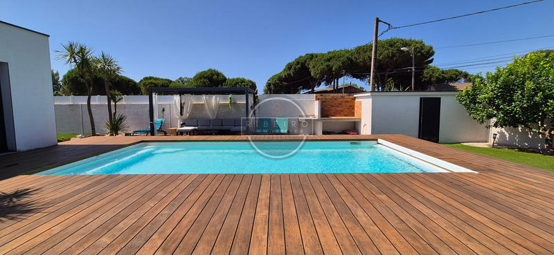 Villa - 177 m² - 4 pièces