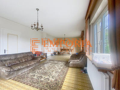 Maison traditionnelle - 156 m² - 6 pièces