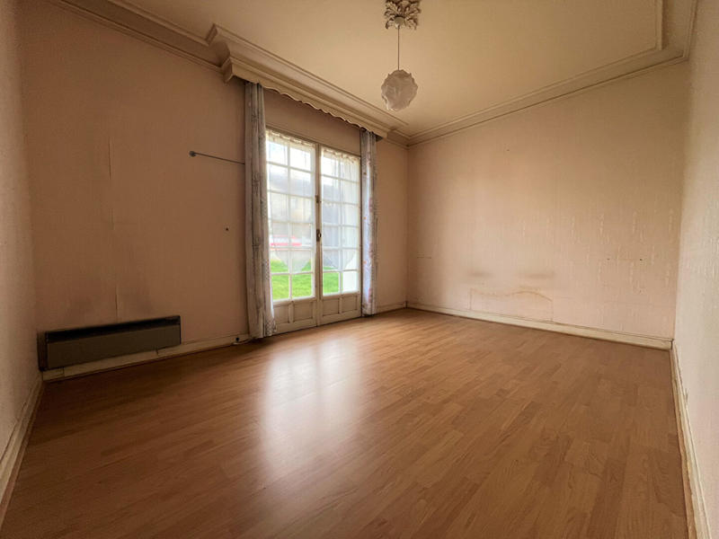 Maison - 178 m² - 6 pièces