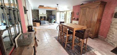 Propriété - 225 m² - 10 pièces