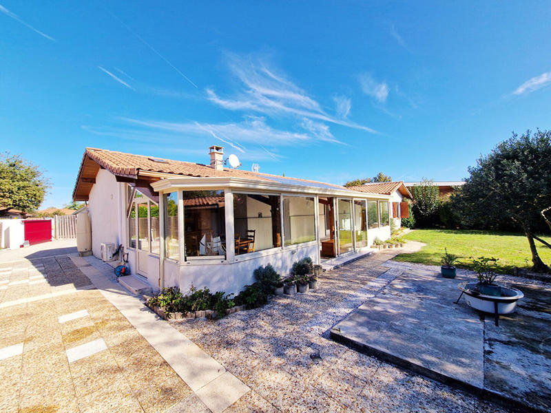 Maison - 186 m² - 6 pièces