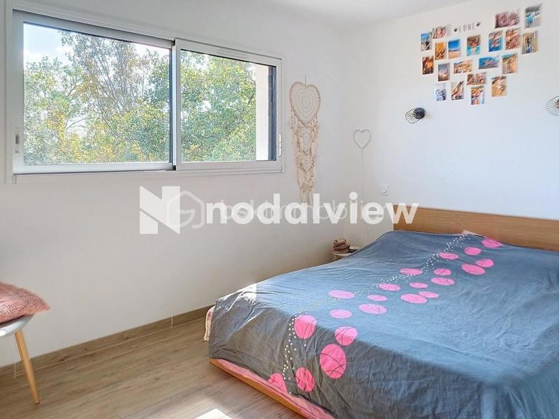 Maison d'architecte - 220 m² - 9 pièces