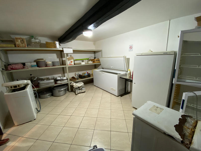 Local commercial - 124 m²