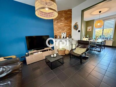 Maison - 105 m² - 5 pièces